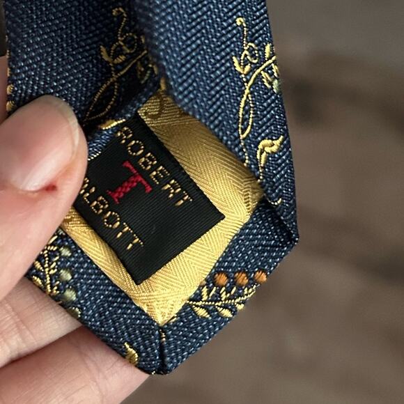 Robert talbott best of class navy blue gold grape vine men’s silk tie wine gift - Picture 15 of 15